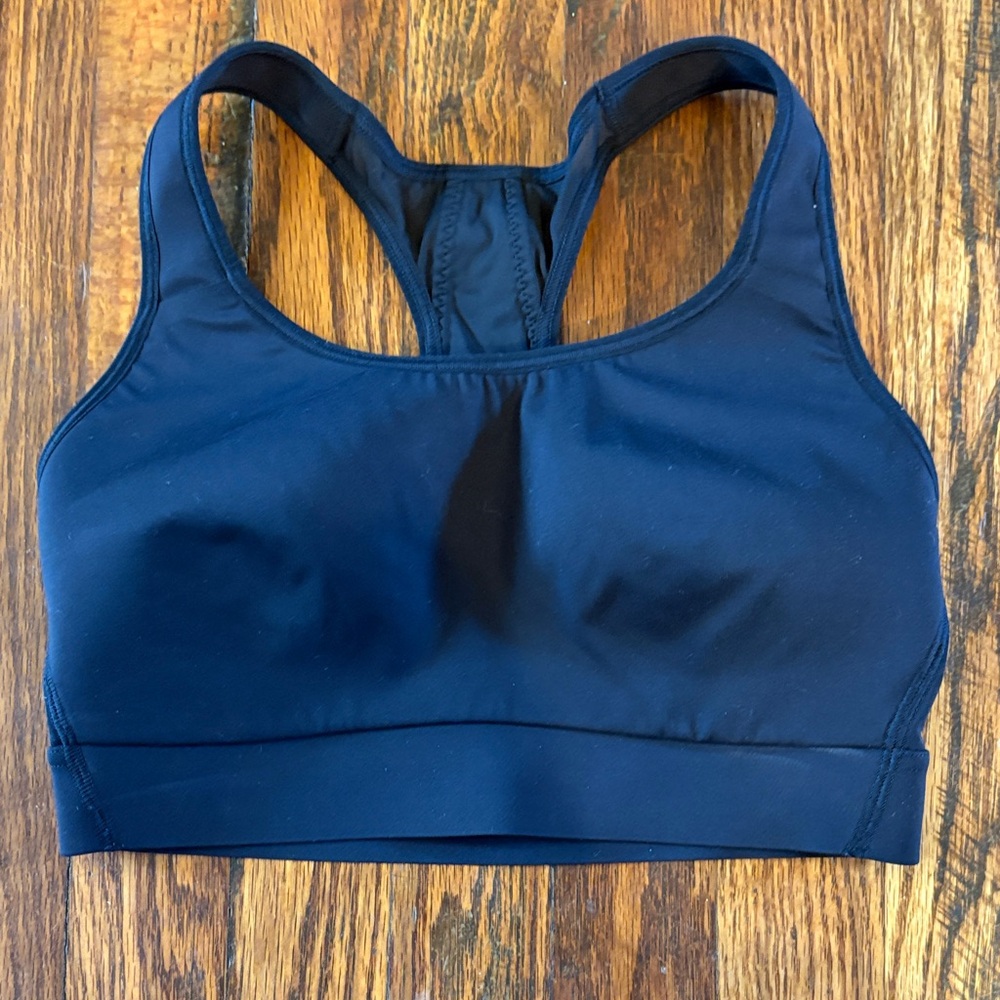 🎉Athleta Black Sports Bra! 32D/DD